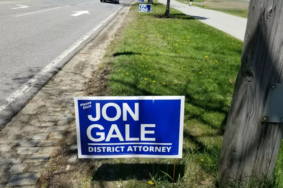 New Maine Law Keeps Political Signs Up Twice as Long