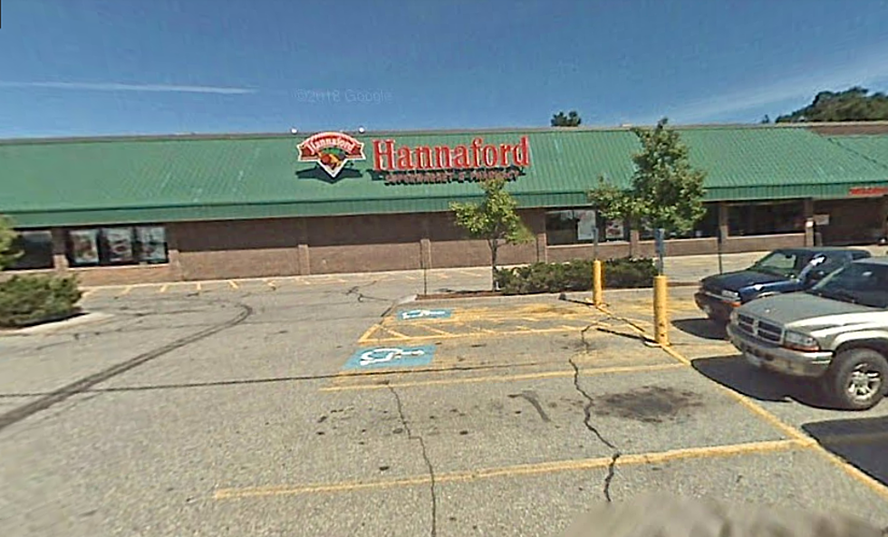Lewiston Hannaford Set To Reopen With Cafe & Other Big Changes