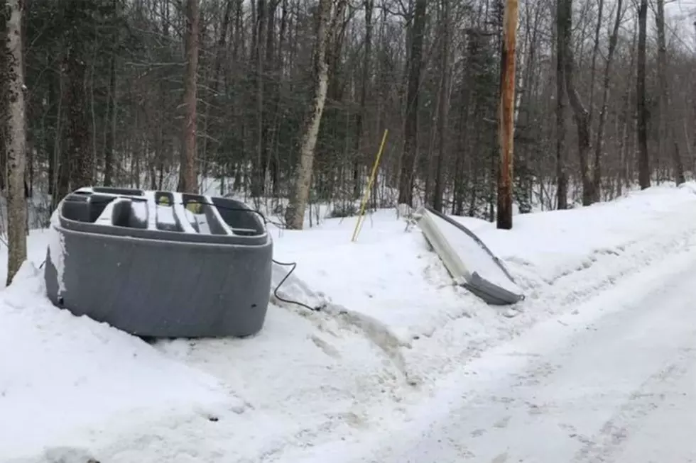 Used Hot Tub For The Taking on Side of a Road in New Hampshire