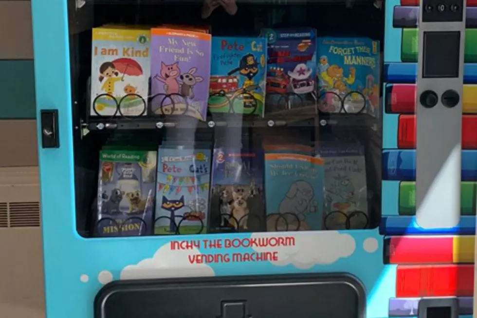 Biddeford Primary School Installs a Book Vending Machine