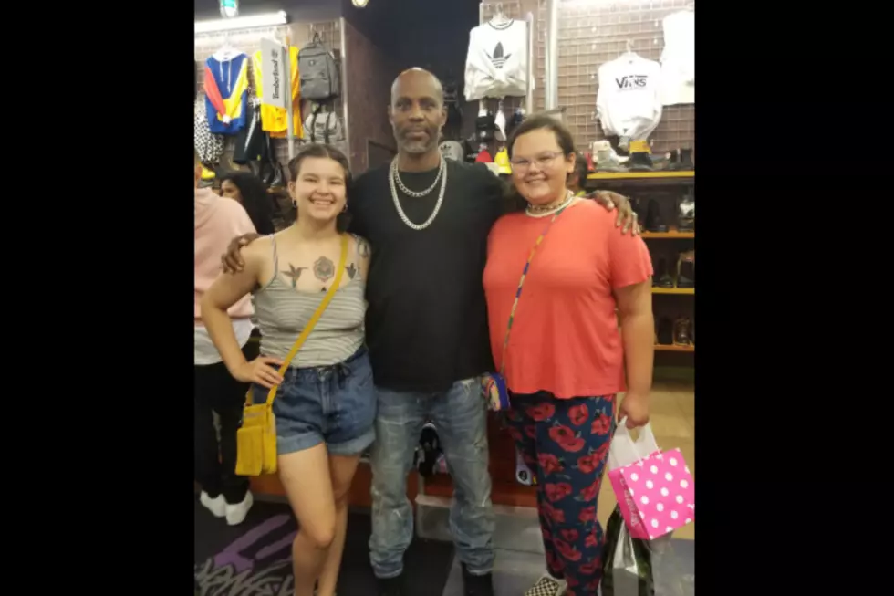 Remembering Rapper DMX Buying a Family Shoes at the Maine Mall