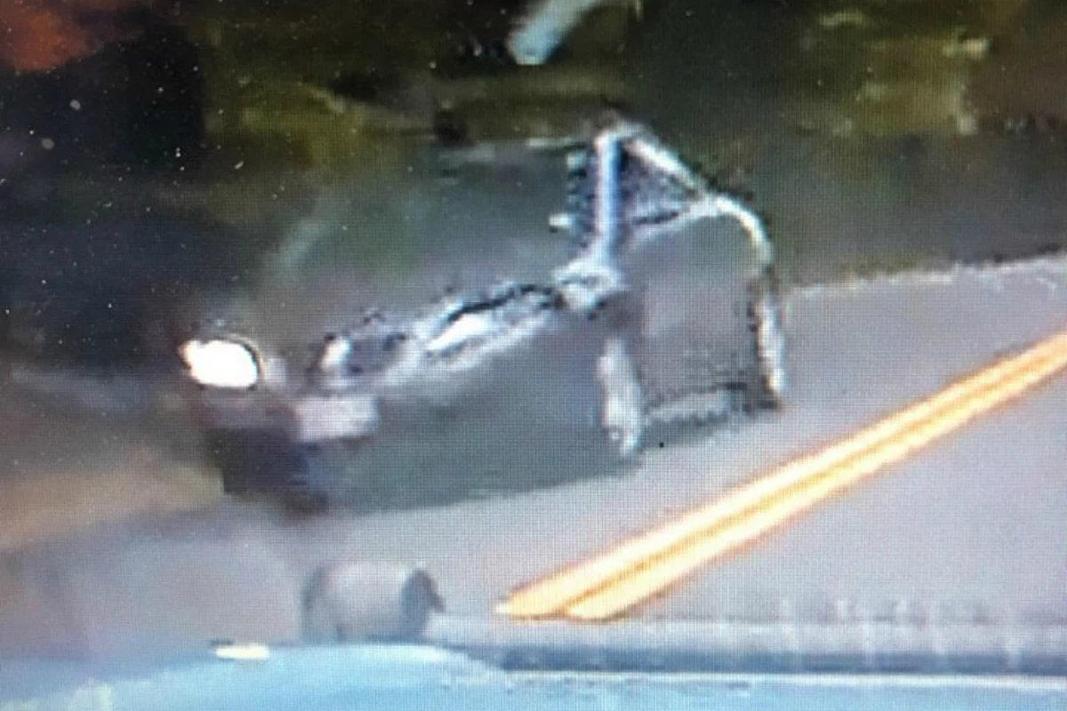 Police Need Your Help Identifying This Car That Hit A School Bus