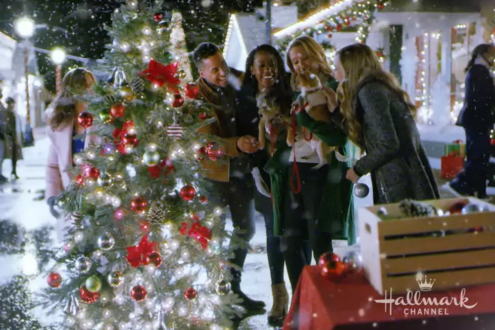 New Englanders: Hallmark Channel Showing Christmas Movie Marathon