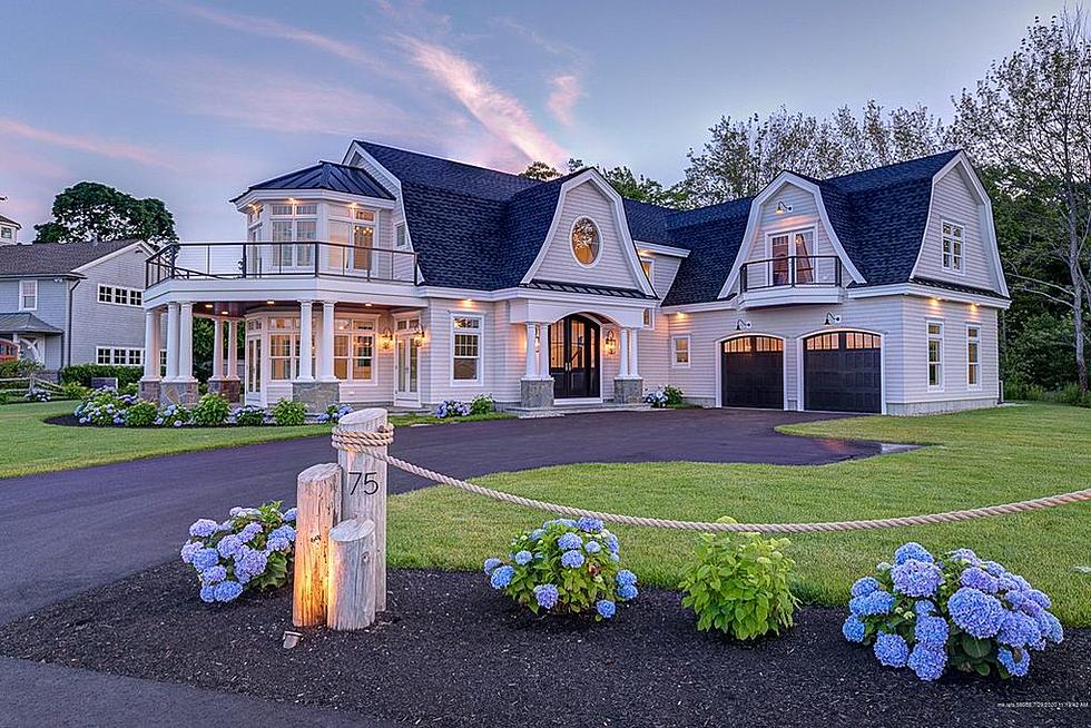 I Have Serious Bathroom Envy From This Kennebunkport Home