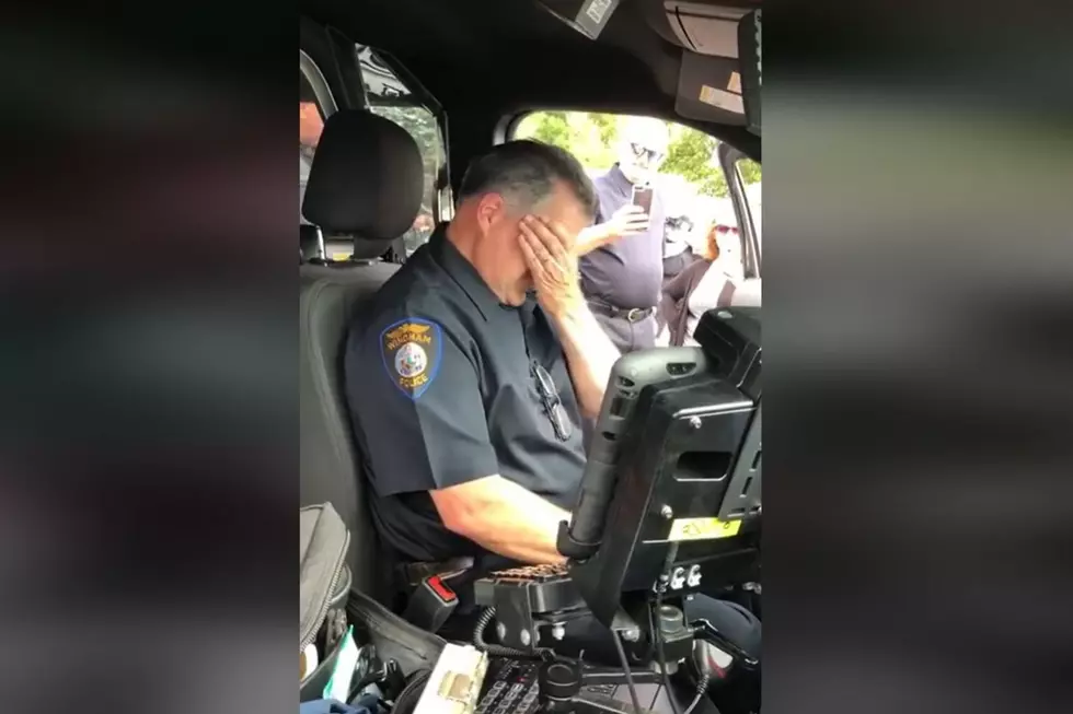 Watch Windham Police Officer&#8217;s Emotional Sign-Off Before Retiring