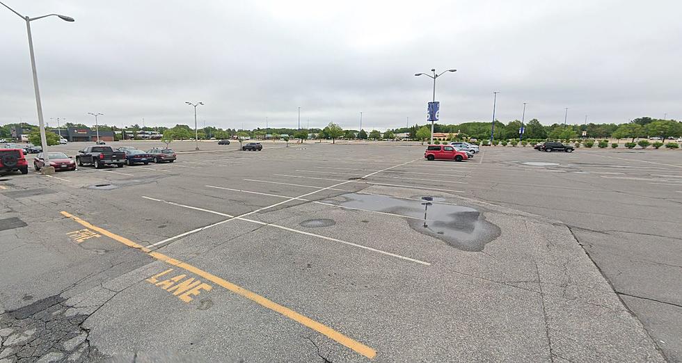 An Open Letter to the Lady in This Maine Parking Lot Who Let Her Cart Smash Another Person&#8217;s Car