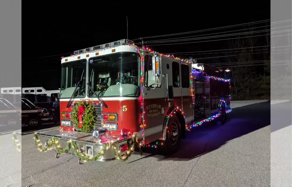 Enjoy The Holiday Light Parade in Windham This Weekend