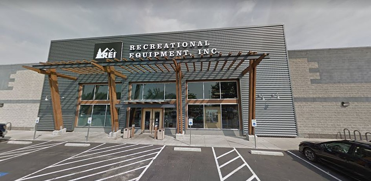 Outdoor Specialists REI, Opening First Store in Maine