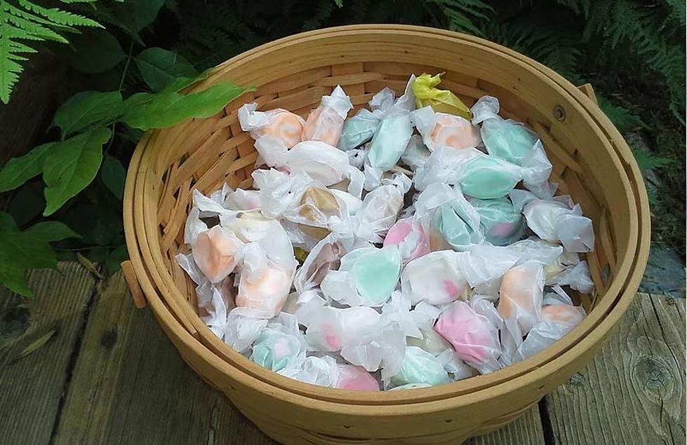 Watching Salt Water Taffy Hand Made in Boothbay Harbor is Absolutely Mesmerizing