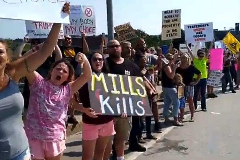 Watch Protesters at Maine&#8217;s Bicentennial Parade React as Gov. Mills Rolls By