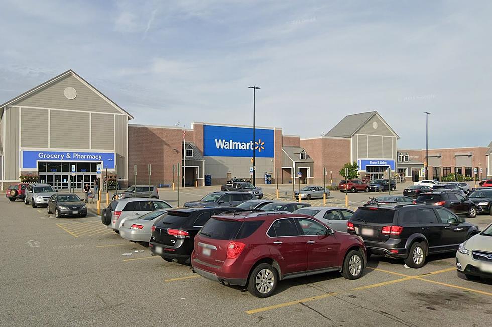 Walmart in Sanford, Maine Closing For a Day and a Half For Sanitation Due to COVID-19 Concerns