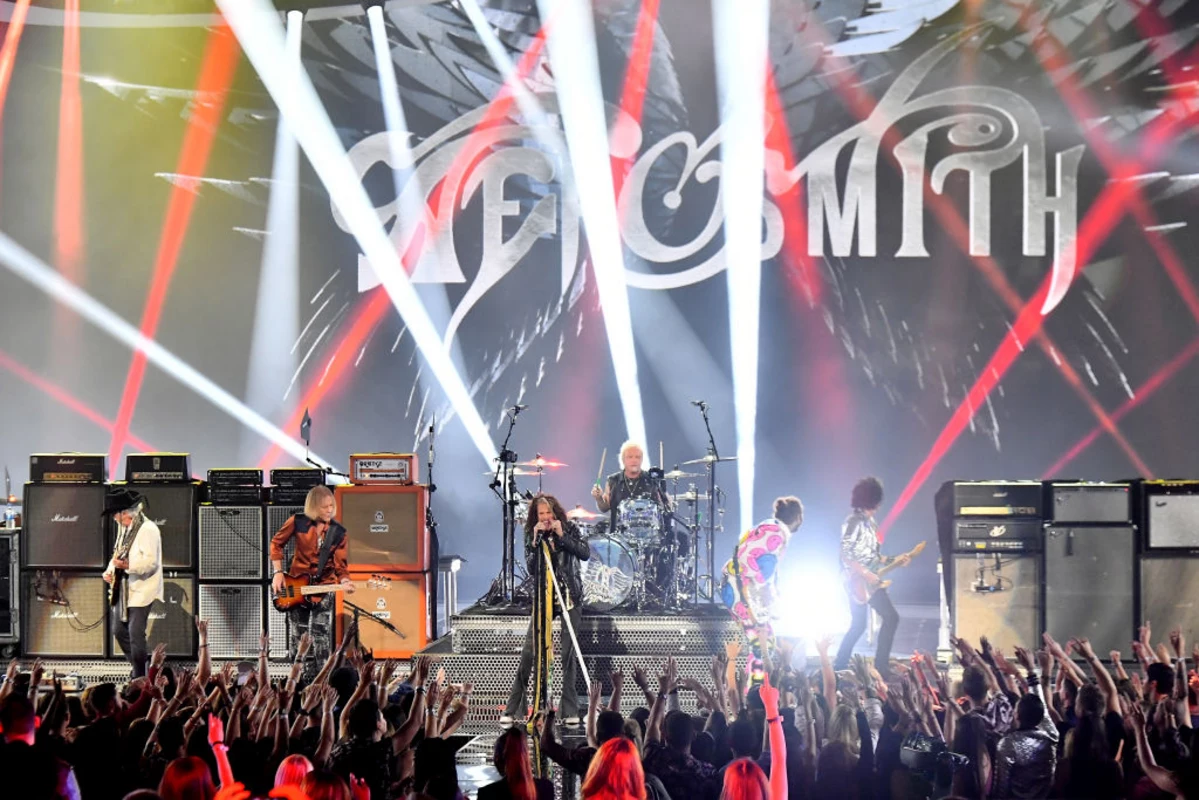 Aerosmith better than ever in stellar Fenway show