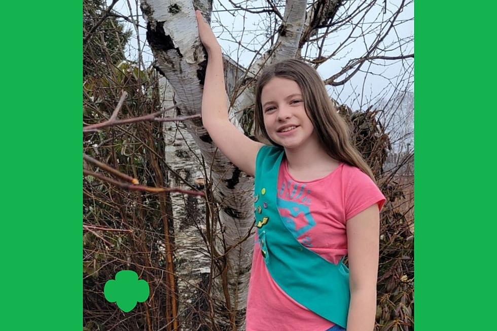 Amazing 10-Year-Old Sells 2,083 Girl Scout Cookie Boxes to Break the Maine Record