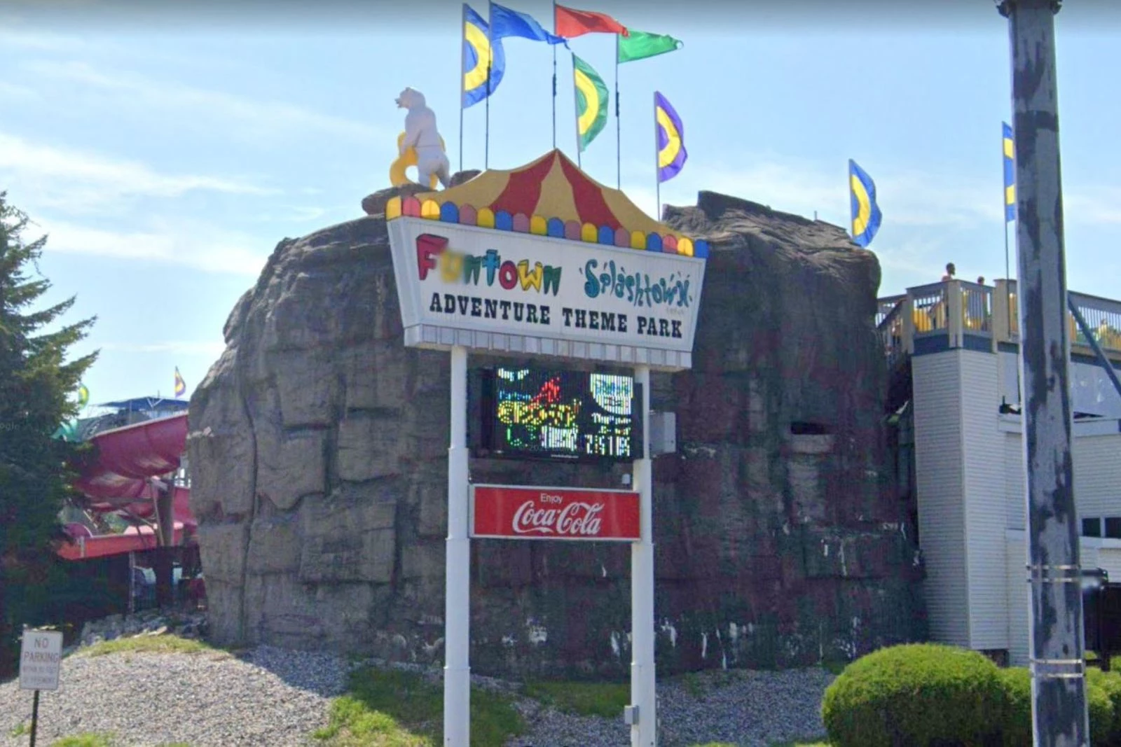 Visit Maine's Largest Amusement & Water Park at Funtown, Splashtown, USA