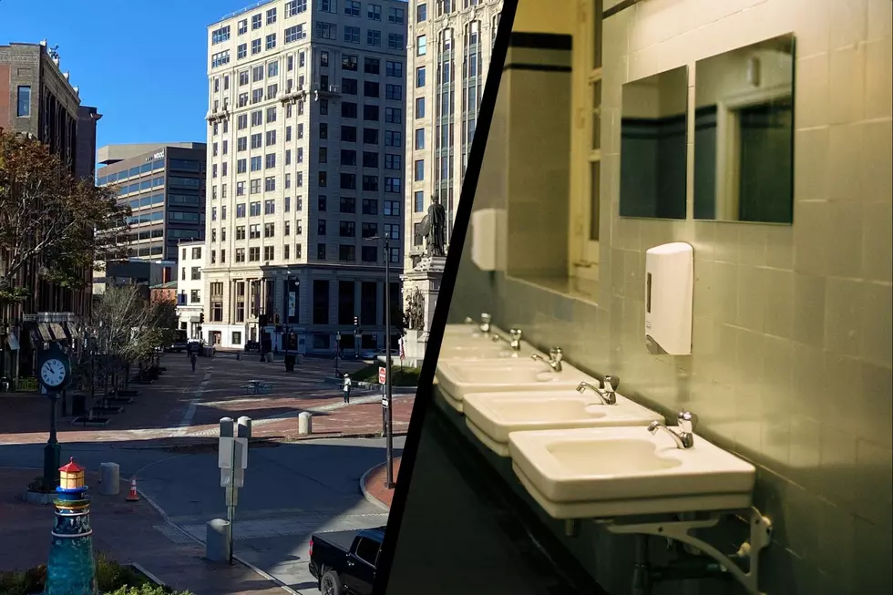 Pregnant Woman Sparks Debate About Bathrooms in Portland&#8217;s Monument Square