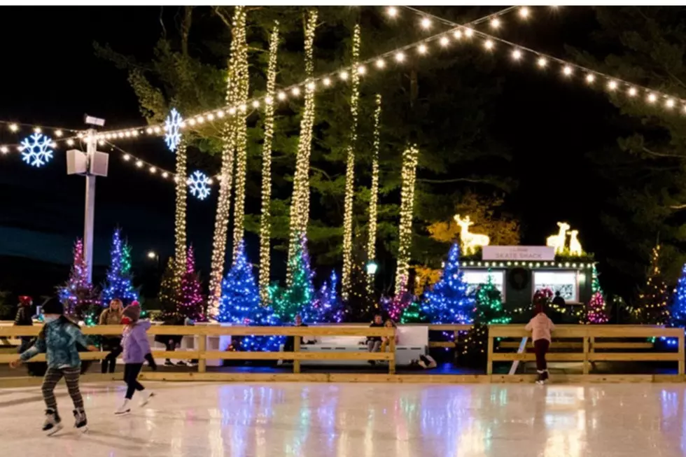 Free Ice Skating Returns to Freeport at This L.L. Bean Rink