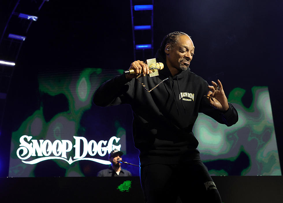 Snoop Dogg is Rolling Up to Massachusetts This Summer