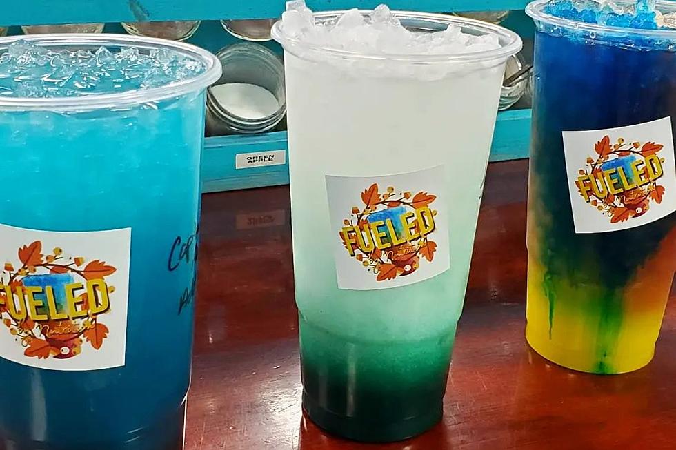 Too Pretty to Drink? Lewiston, Maine, Juice Bar&#8217;s Teas Are an Explosion of Rainbow Color