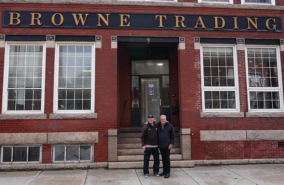 Superstar New York City Chef Gets His Seafood in Maine