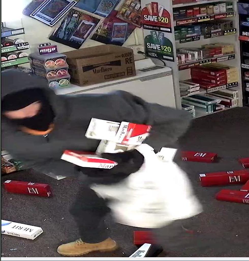 Video of Maine Burglar Looks Like a Comedy Routine