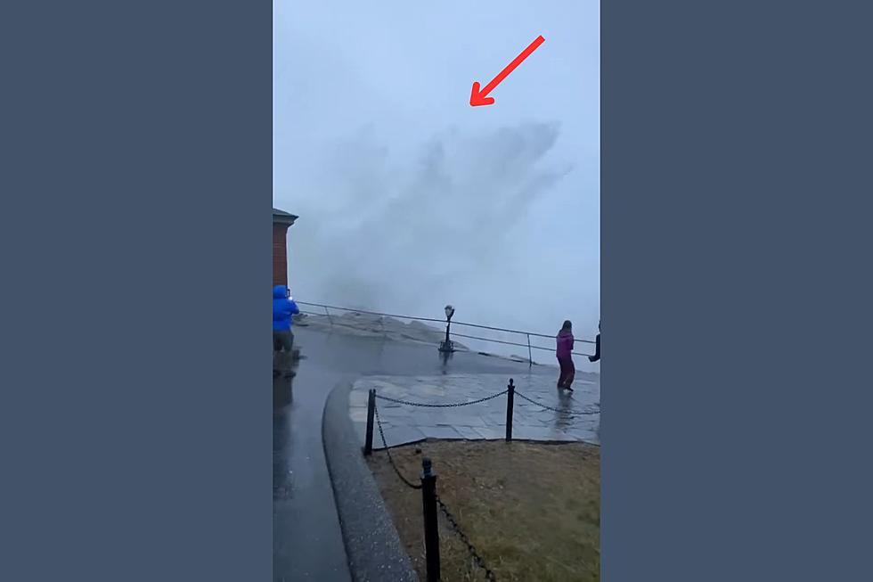 Crazy Video Shows Massive Wave Strike Onlookers Near Maine Lighthouse