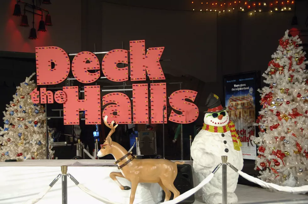 20th Century Fox Premiere of "Deck The Halls" - Arrivals