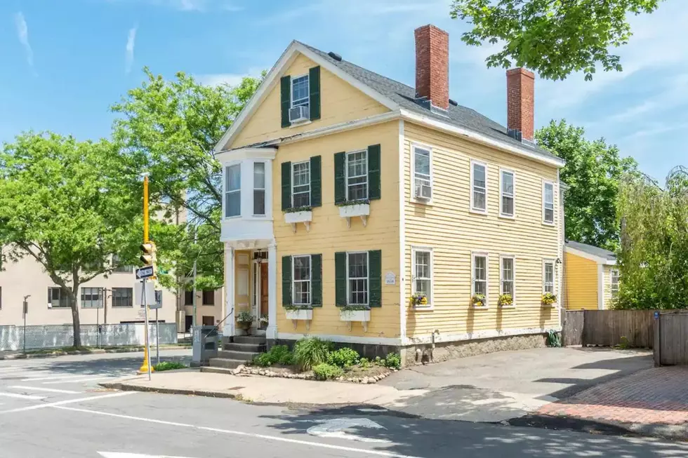 This Cute Yellow Salem, Massachusetts, Home Is Actually One of the Most Haunted Airbnbs in the US
