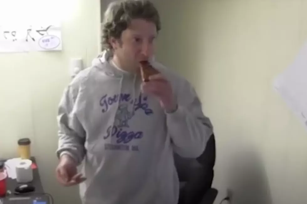 Watch Barstool’s Dave Portnoy’s First-Ever Pizza Review in Massachusetts Over 10 Years Ago