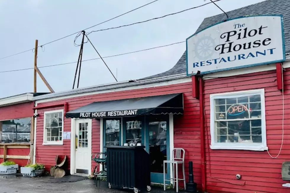 End of an Era: Kennebunkport’s Floating Boat Bar Taken Out of Water for Dining