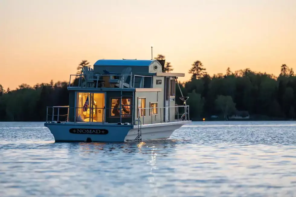 Wake Up on the Water to Gorgeous Maine Views from This Floating Houseboat Airbnb Oasis