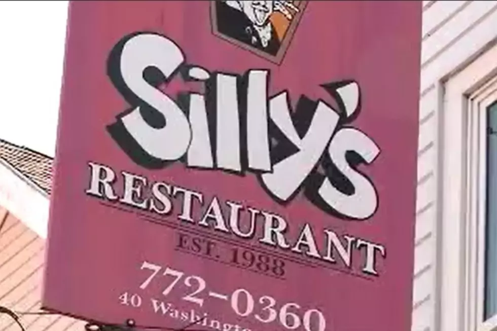 Was a 'Phantom Gourmet' Feature Bad Luck for Silly's in Portland?