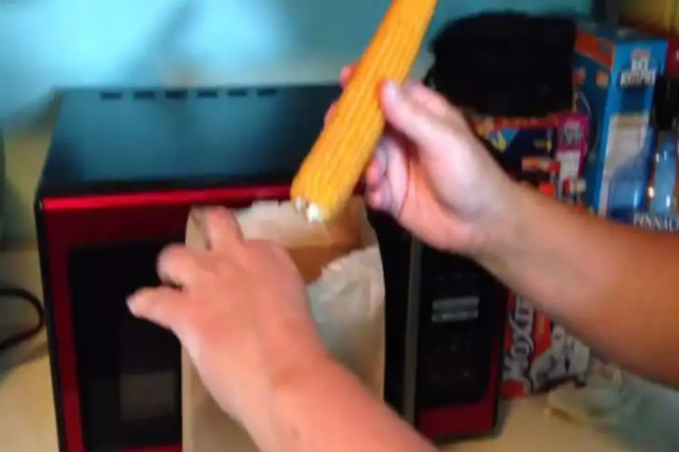 Portland Farmer’s Market Popcorn on the Cob [VIDEO]