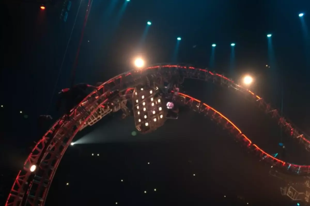 Watch Tommy Lee Stuck Upside Down At Last Crüe Show [NSFW VIDEO]