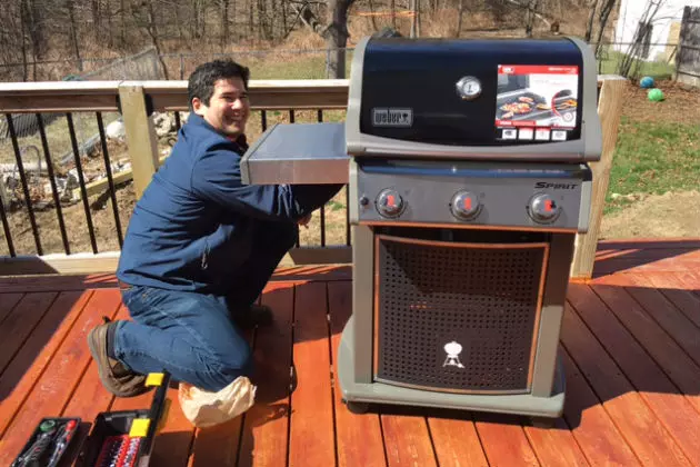 My New Grill Says It&#8217;s Spring, Screw the Thermometer!!