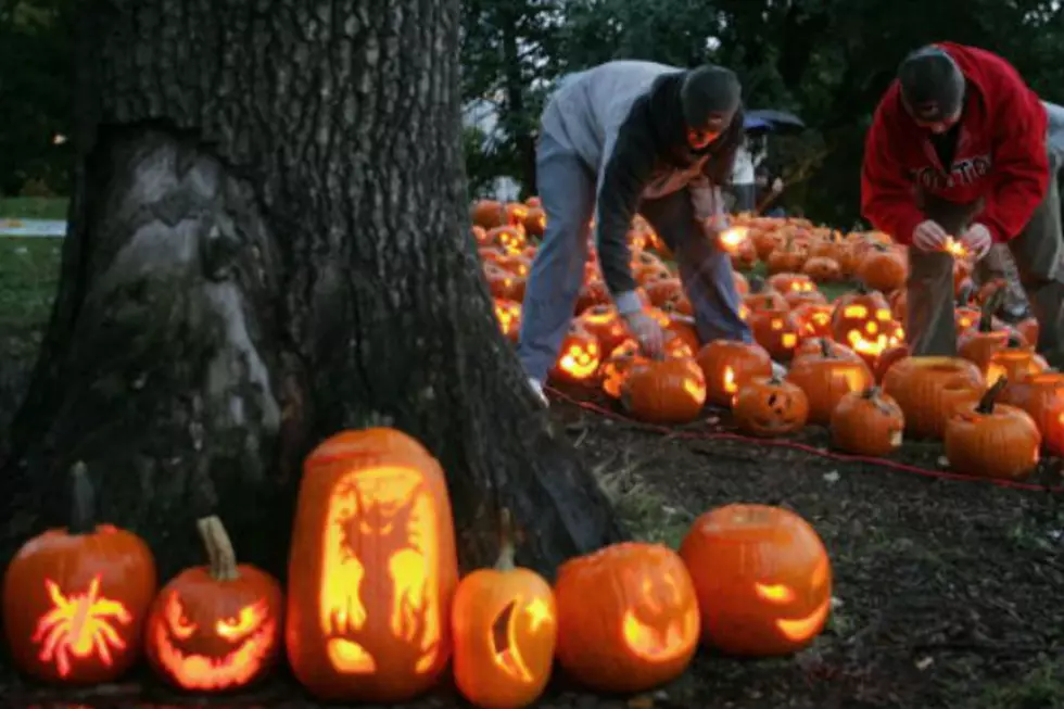 How to Keep That Carved Pumpkin Fresh!