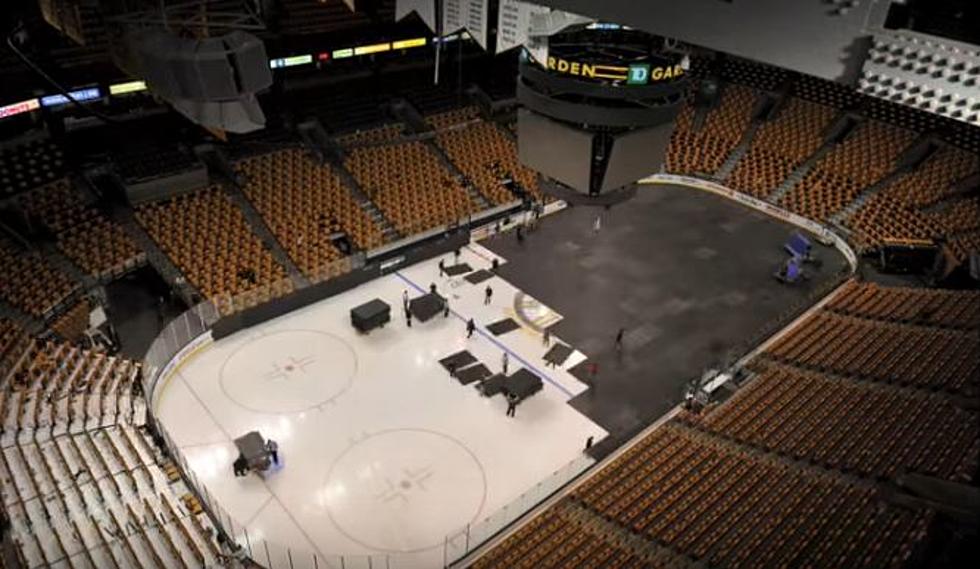 Watch The Td Garden Change Over From Hockey To Basketball In The