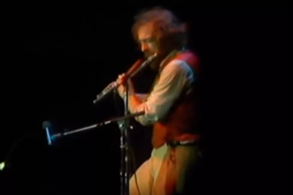 Today&#8217;s Blimp Time-Hop: Jethro Tull&#8217;s 1st CCCC Show Is a Sellout