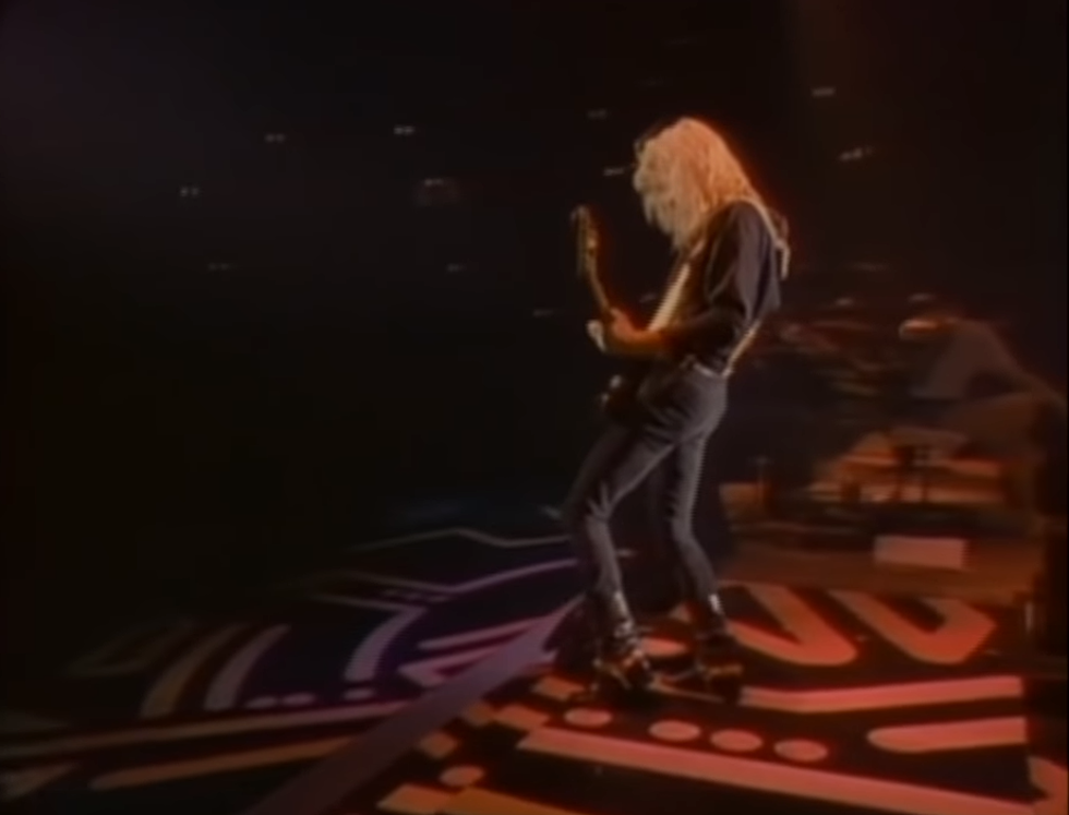 Blimp Time-Hop: Here&#8217;s To Def Leppard&#8217;s Steve Clark On His Birthday