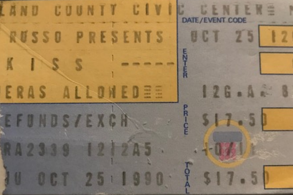 Blimp Time Hop: KISS At The CCCC In 1990