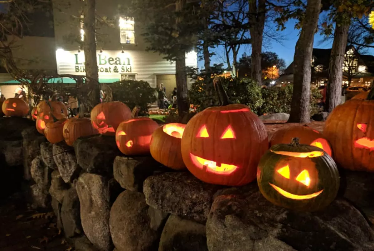 See Thousands Of Lit Up Pumpkins In Freeport Next Weekend
