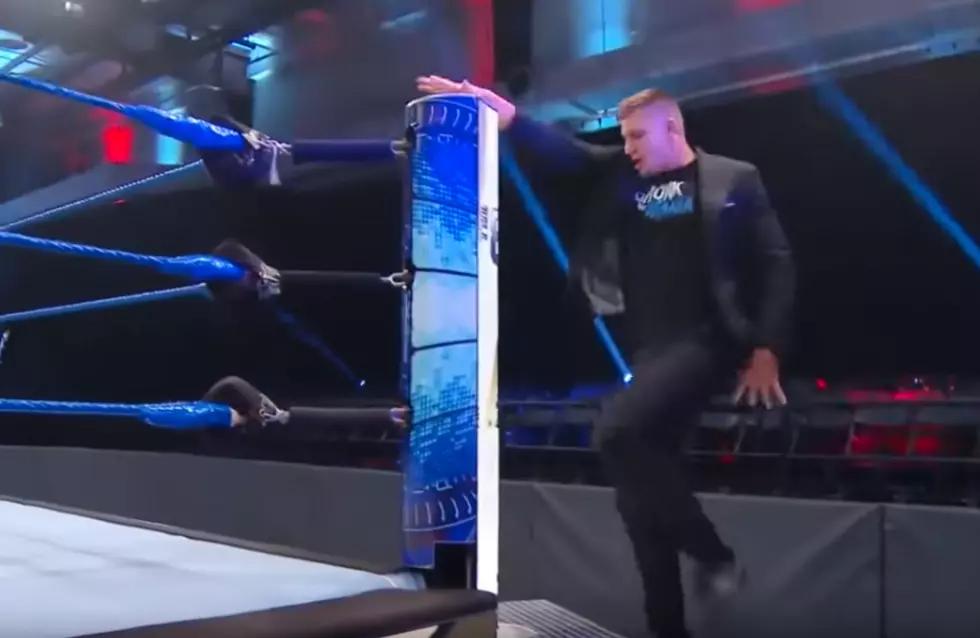 Watch Rob Gronkowski’s Dancing Entrance  To The WWE Ring