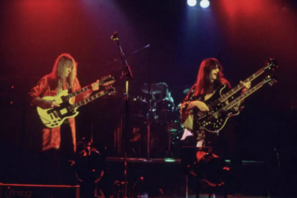 Blimp Time-Hop 1980: Rush Warm-Up Moving Pictures Live At CCCC