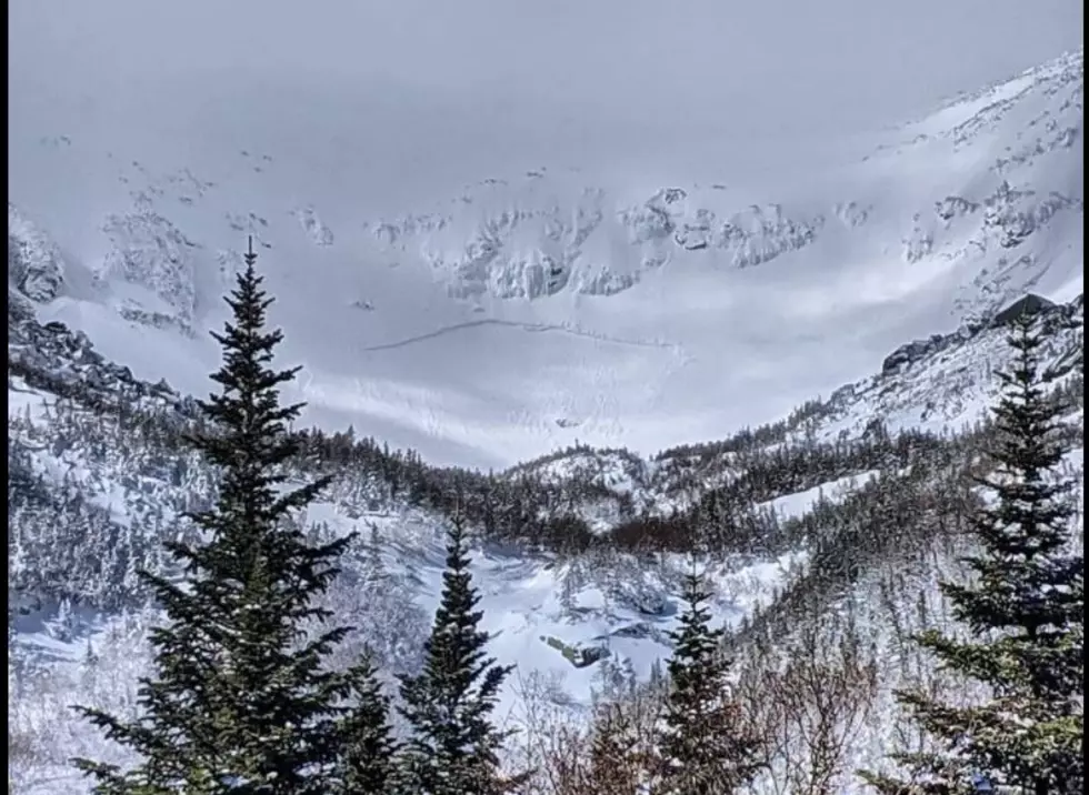 Unsurvivable Avalanche This Week at Tuckerman Ravine in New Hampshire