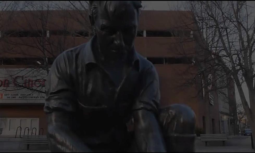 WATCH: Troy &#038; Mark Teach Us About Portland&#8217;s Lobsterman Statue