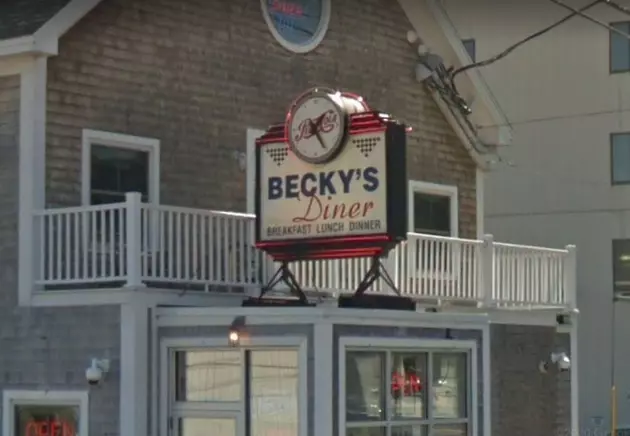 Getting Your COVID Shot at Becky&#8217;s Diner in Portland Might Be The Most Maine Thing Ever