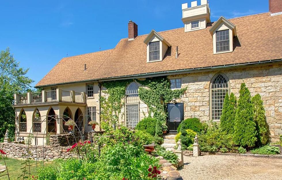 The Butler Is Not Included When You Buy This Million Dollar Manor House in Maine