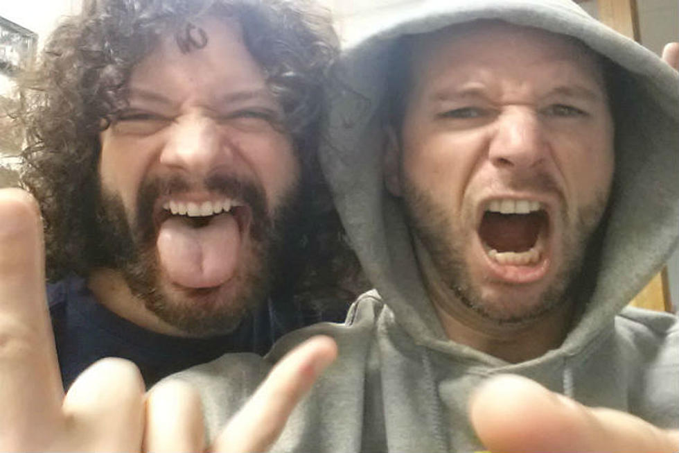 What The Two Afternoon Rock DJ’s Do Before They Go on the Air [VIDEO]
