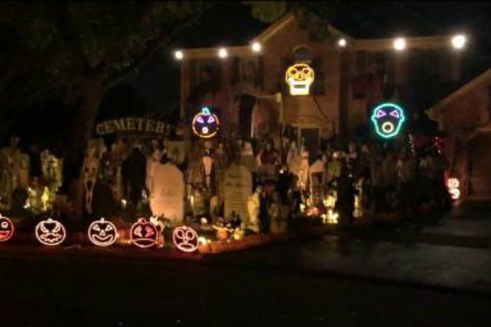 Halloween House Light Show Set to Bohemian Rhapsody is Ridiculously Good [VIDEO]