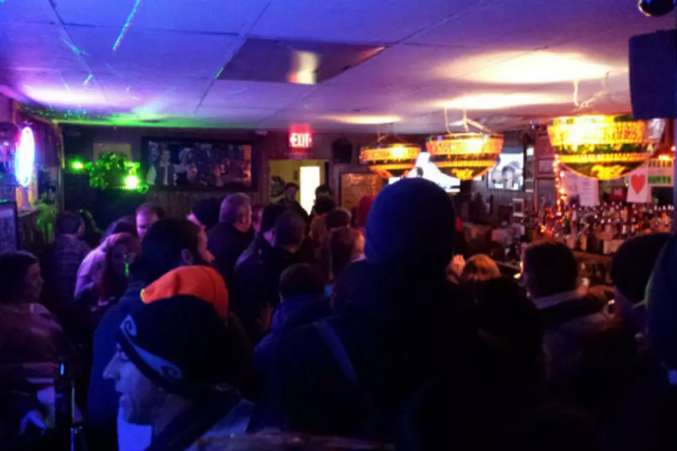 Rob Was On Tap Saturday Night for the Final Hours of Sangillo&#8217;s Tavern [PICS]