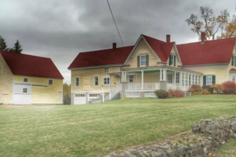 The Famous House and Cemetery Used In Stephen King&#8217;s &#8220;Pet Sematary&#8221; Is Right Here In Maine